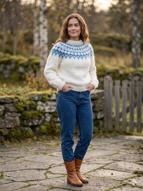 Vintage Handmade Cream Icelandic Yoke Sweater with Blue Pattern Small